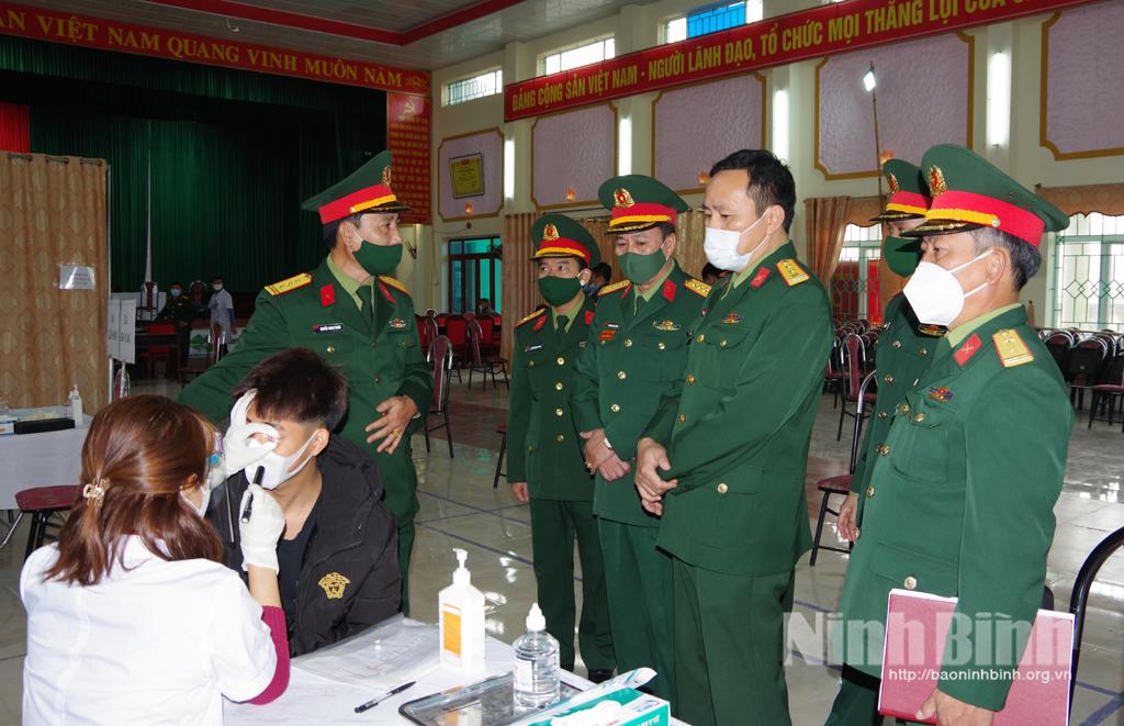 Quân khu 3 kiểm tra công tác tuyển chọn và gọi công dân nhập ngũ năm 2022 tại Ninh Bình