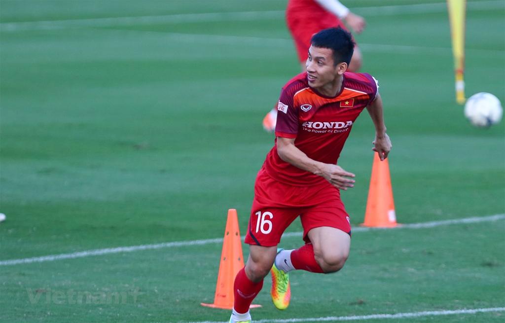 Hùng Dũng và 8 cầu thủ U23 được bổ sung cho đội tuyển Việt Nam