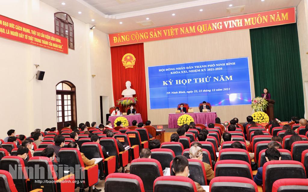 HĐND thành phố Ninh Bình, huyện Hoa Lư tổ chức kỳ họp cuối năm