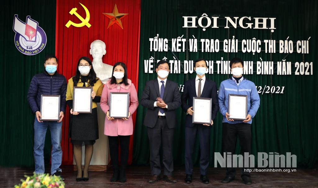 Tổng kết và trao giải Cuộc thi "Báo chí về đề tài Du lịch tỉnh Ninh Bình năm 2021"