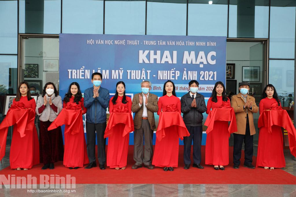 Khai mạc triển lãm mỹ thuật, nhiếp ảnh năm 2021