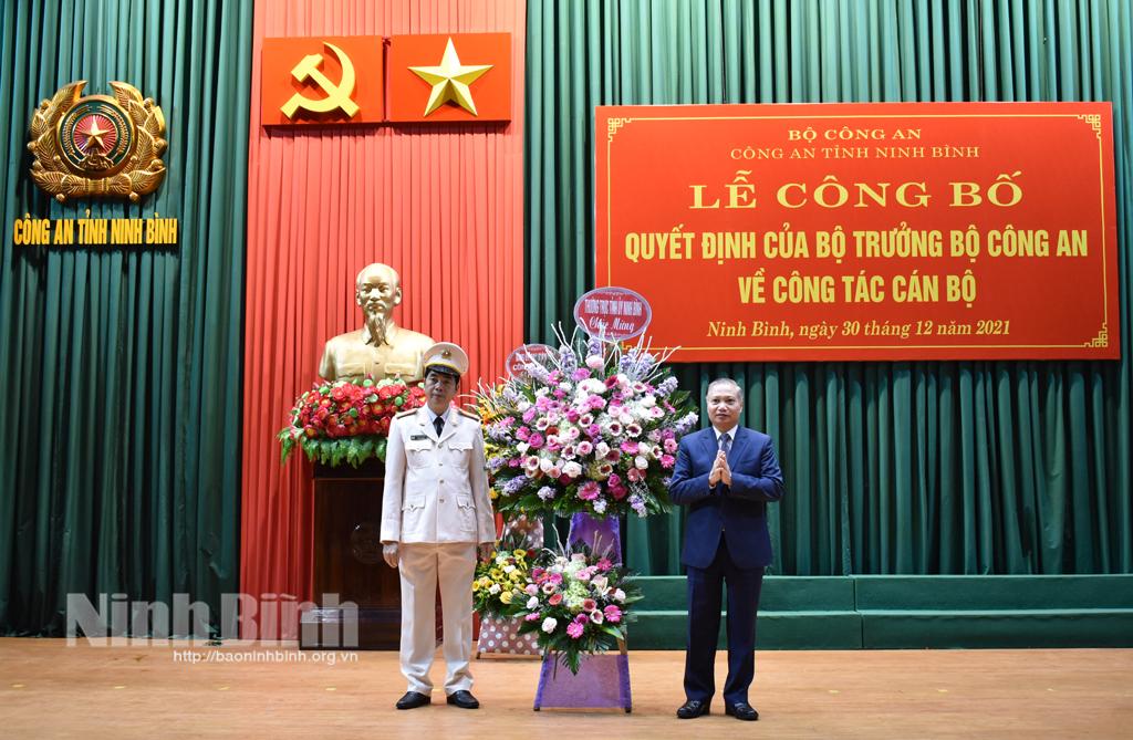 Công bố Quyết định của Bộ trưởng Bộ Công an về việc bổ nhiệm Phó Giám đốc Công an tỉnh Ninh Bình