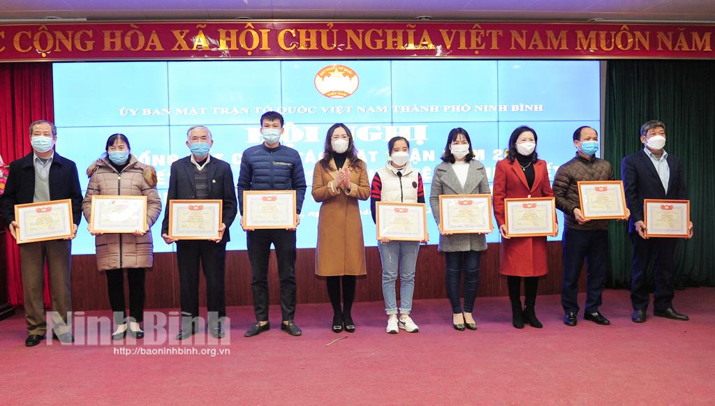 Ủy ban MTTQ Việt Nam Thành phố Ninh Bình: Tổng kết công tác mặt trận năm 2021