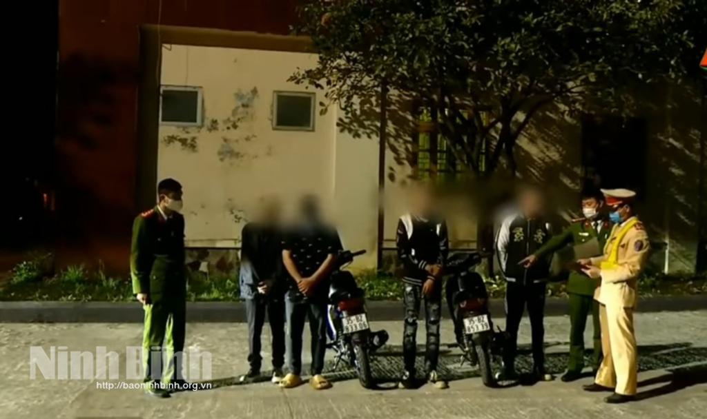 Thành phố Ninh Bình: Chuyển biến tích cực sau tháng đầu ra quân phòng ngừa, xử lý thanh, thiếu niên lạng lách, đánh võng