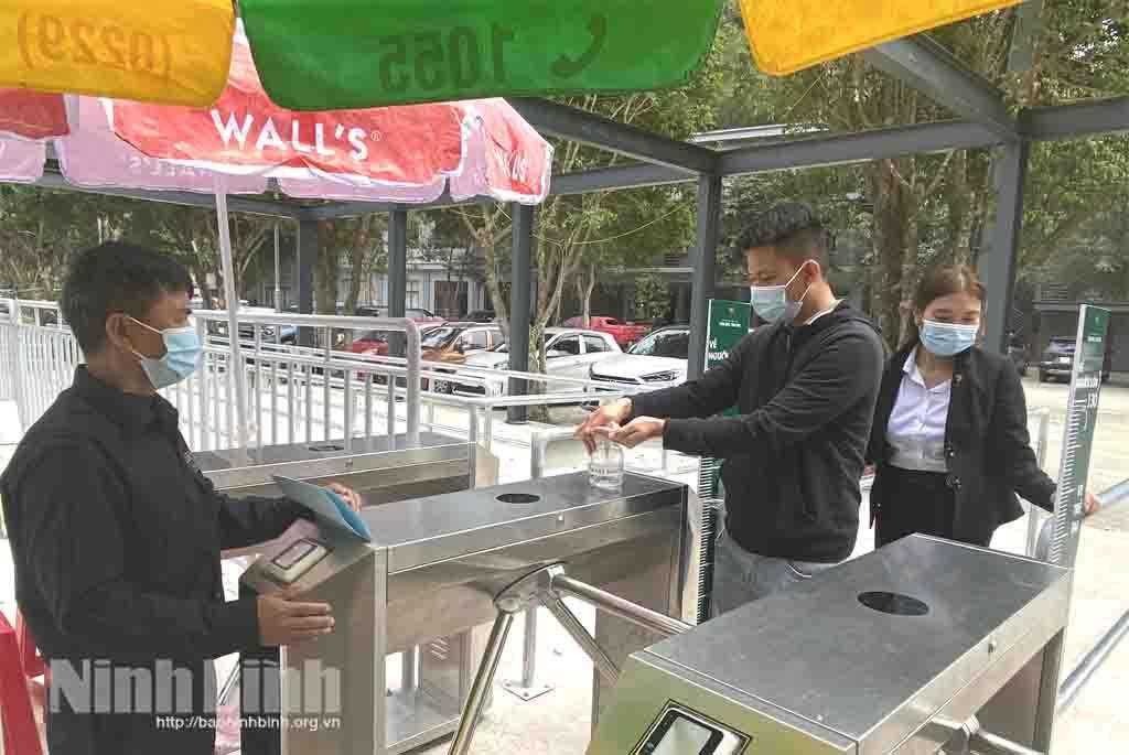 Lao động ngành Du lịch vượt khó trong dịch bệnh COVID-19