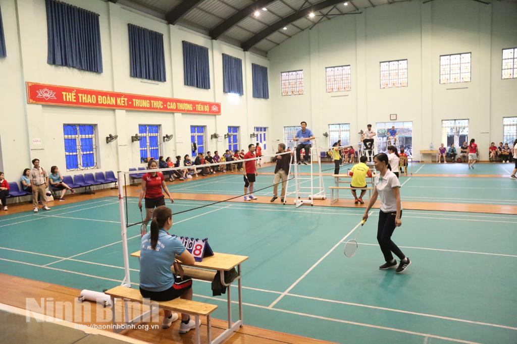 Giải cầu lông ngành Giáo dục và Đào tạo huyện Hoa Lư năm 2021