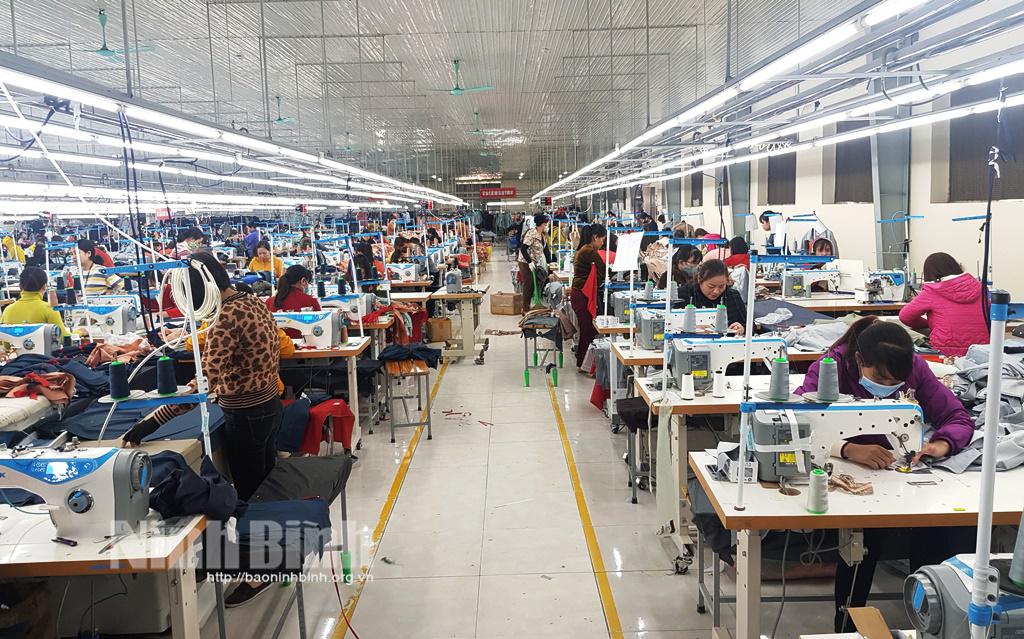 Đẩy mạnh các phiên "chợ" việc làm online