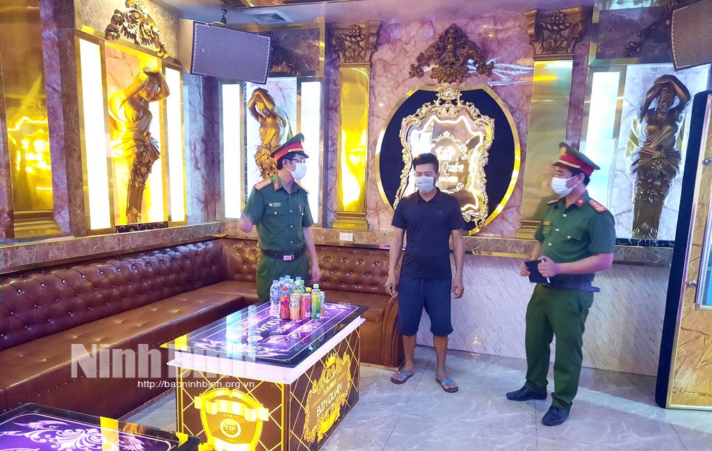 Công an huyện Gia Viễn tăng cường kiểm tra, xử lý vi phạm về cư trú