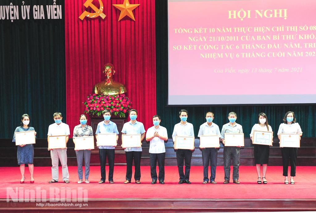 Gia Viễn tổng kết 10 năm thực hiện Chỉ thị số 08-CT/TW của Ban Bí thư (khóa XI)