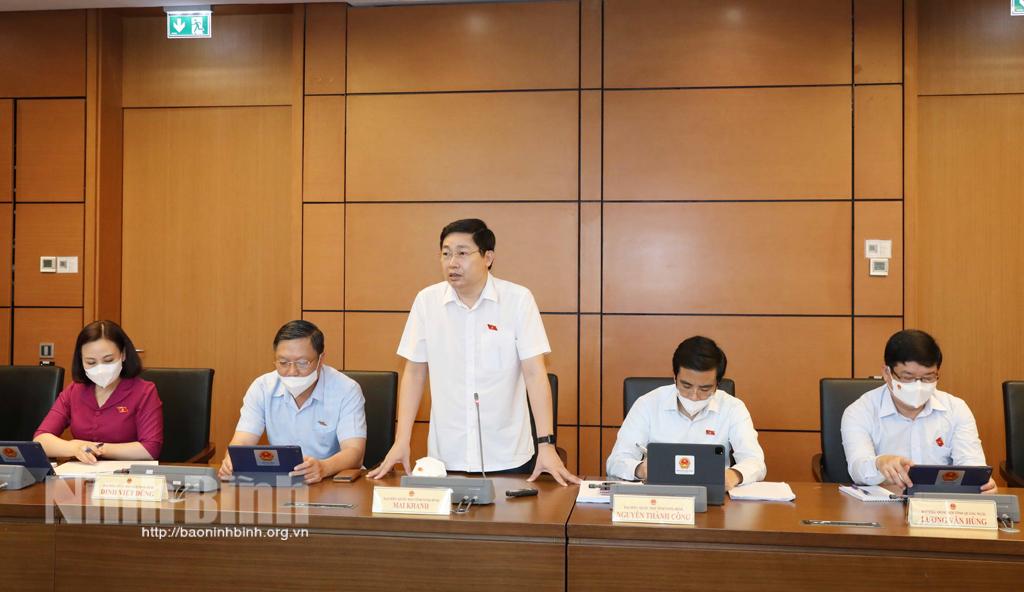 Kỳ họp thứ nhất, Quốc hội khóa XV: Đoàn ĐBQH tỉnh Ninh Bình tham gia thảo luận tại tổ về tình hình phát triển kinh tế- xã hội