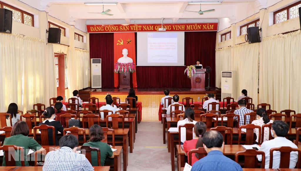 Bồi dưỡng về công tác bảo vệ, chăm sóc sức khỏe cán bộ năm 2021