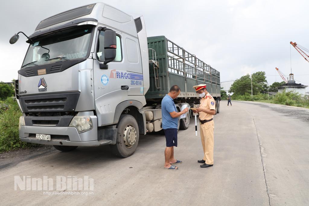 Đảm bảo TTATGT tuyến đường chuyên dụng thuộc khu công nghiệp Khánh Phú