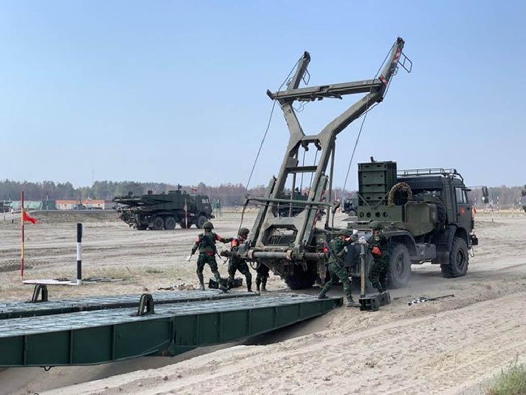 Army Games: Tuyển Công binh Việt Nam vào chung kết 'Lộ trình an toàn'