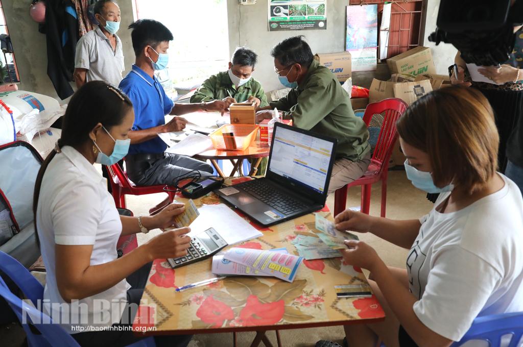 Đã chi trả xong lương hưu và trợ cấp xã hội gộp 2 tháng 9 và 10