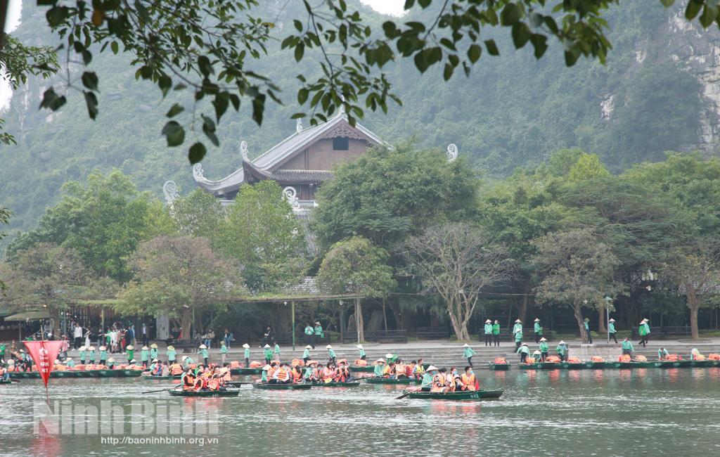 Du lịch Ninh Bình: Đổi mới để thích nghi