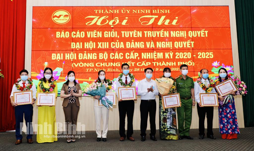 Chung kết Hội thi Báo cáo viên giỏi thành phố Ninh Bình năm 2021