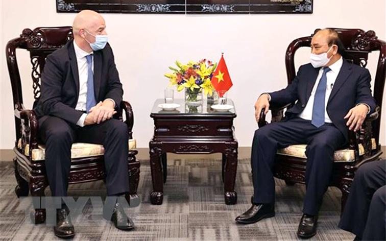 FIFA sẽ hợp tác chặt chẽ với Liên đoàn bóng đá Việt Nam