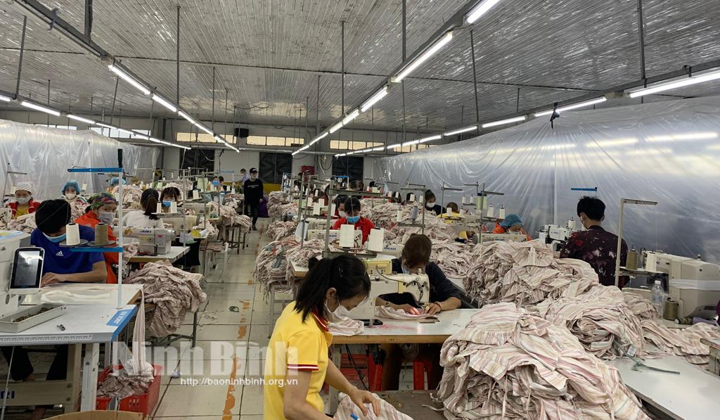 Ngày 16/1, thêm 2 ổ dịch mới tại trường học và doanh nghiệp