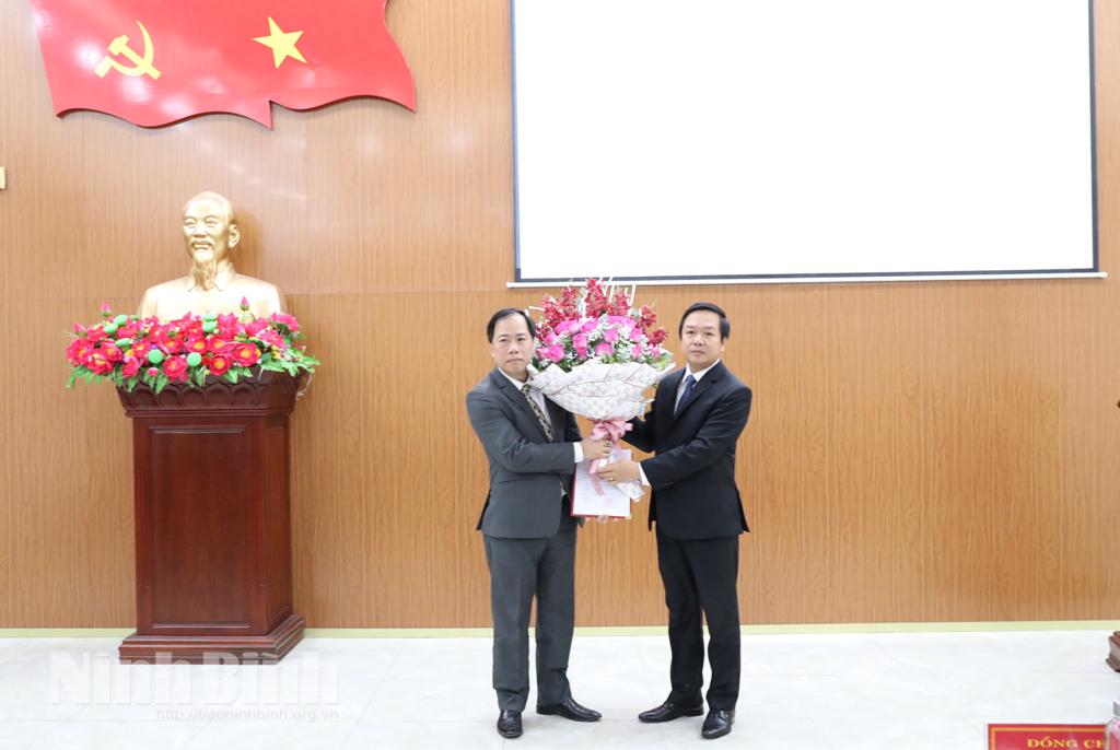 Công bố quyết định bổ nhiệm Phó Giám đốc Sở Giáo dục và Đào tạo