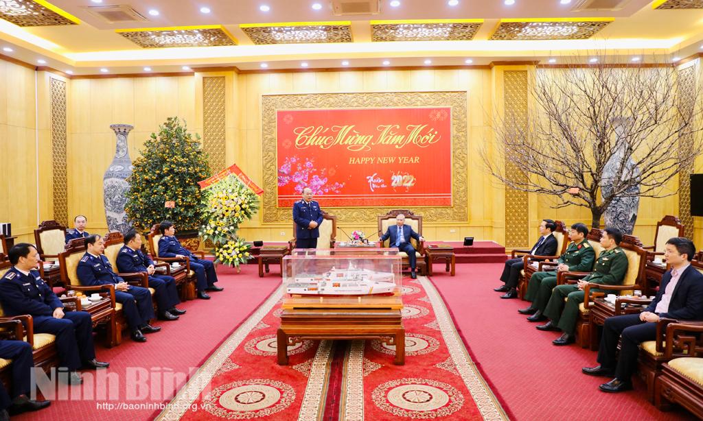 Bộ Tư lệnh Cảnh sát biển Việt Nam thăm, chúc Tết Tỉnh ủy, UBND tỉnh