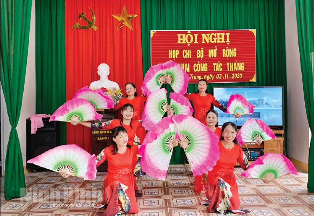 Để làn điệu chèo mãi vang xa