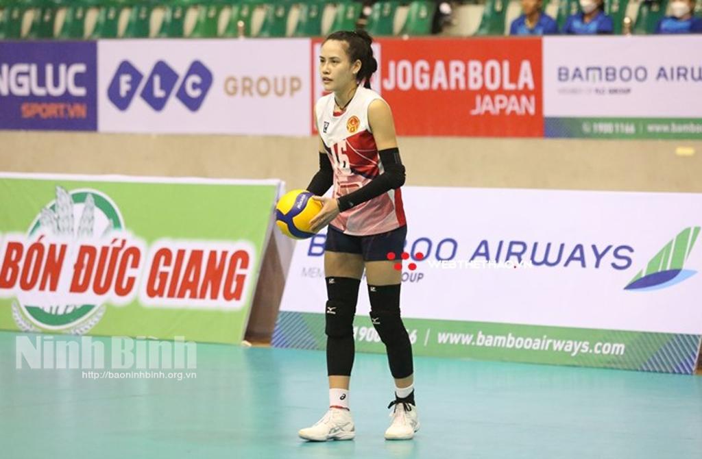 Chủ công Đinh Thị Thúy - "cỗ máy ghi điểm" đã về Ninh Bình Doveco