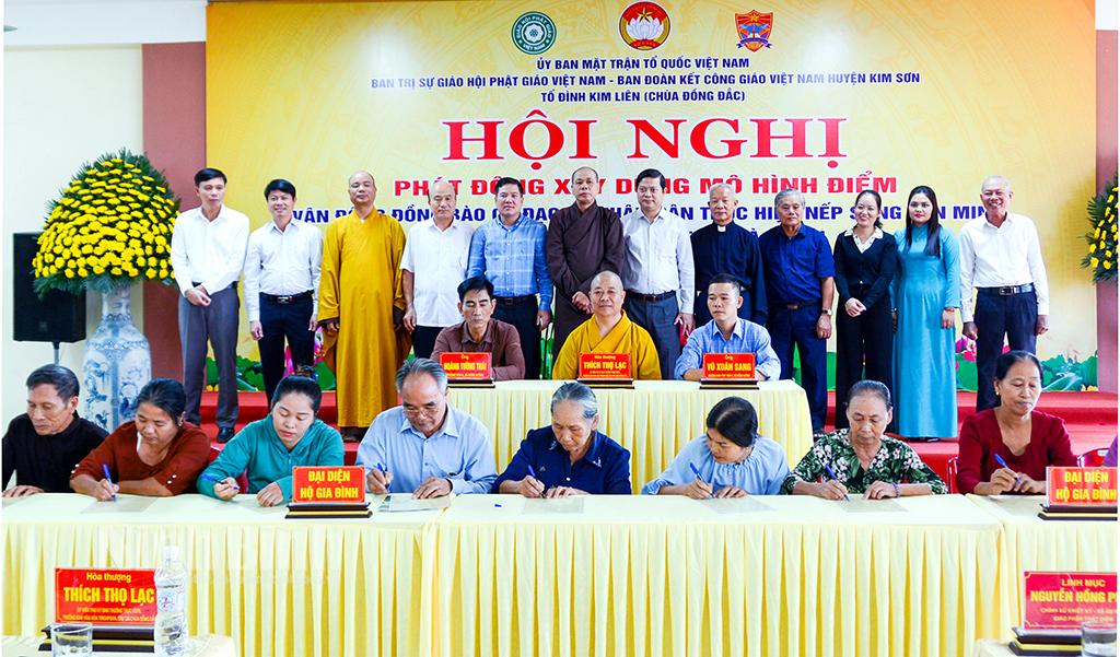 Kim Sơn phát động xây dựng mô hình điểm vận động thực hiện nếp sống văn minh