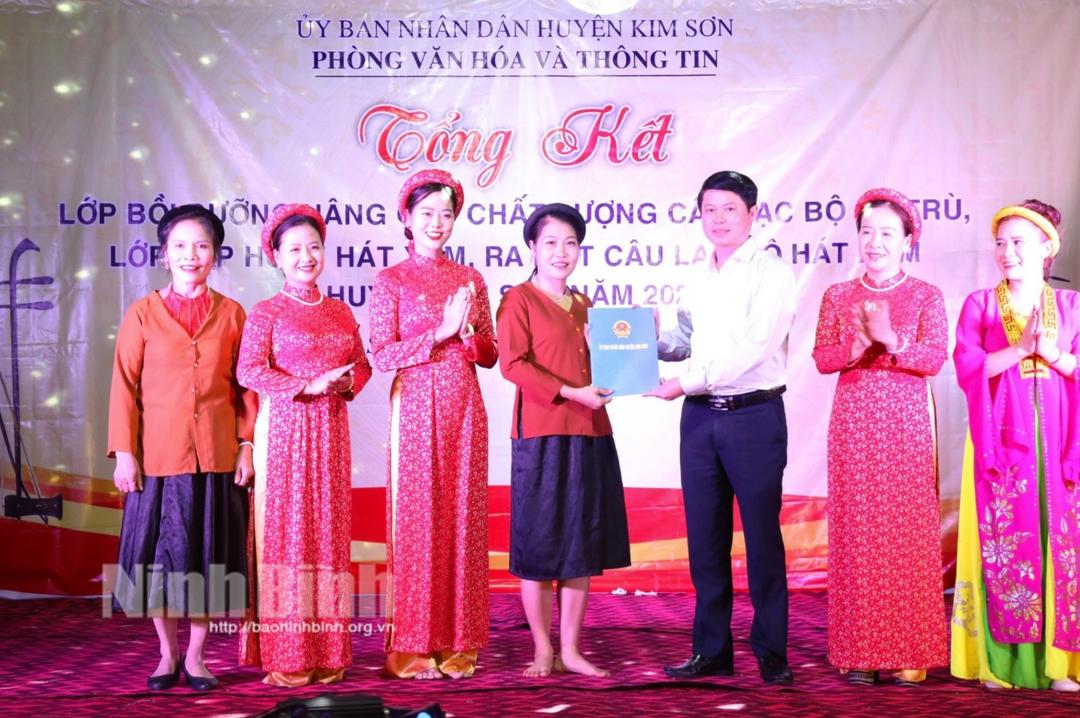 Ra mắt Câu lạc bộ hát Xẩm huyện Kim Sơn