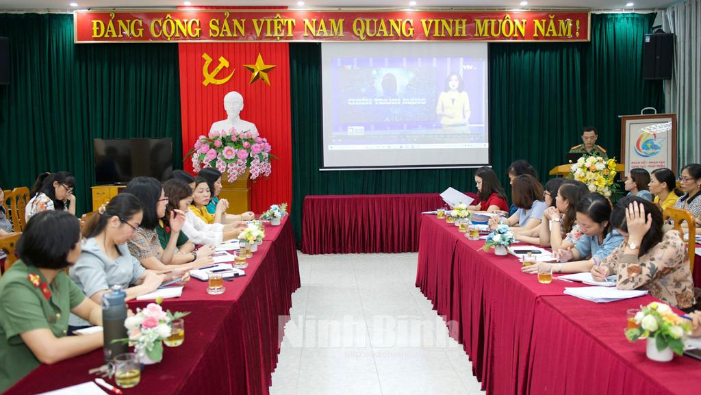 Hội Liên hiệp Phụ nữ tỉnh tổ chức hội nghị báo cáo viên quý IV