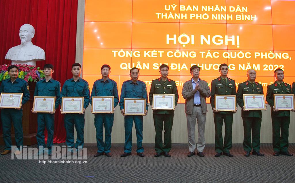 Thành phố Ninh Bình tổng kết công tác quốc phòng, quân sự địa phương năm 2022