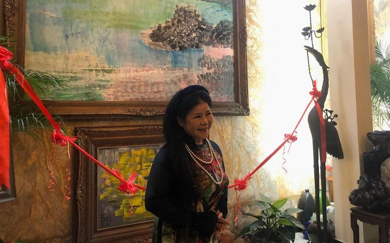 Triển lãm lần thứ 100 của họa sĩ Văn Dương Thành