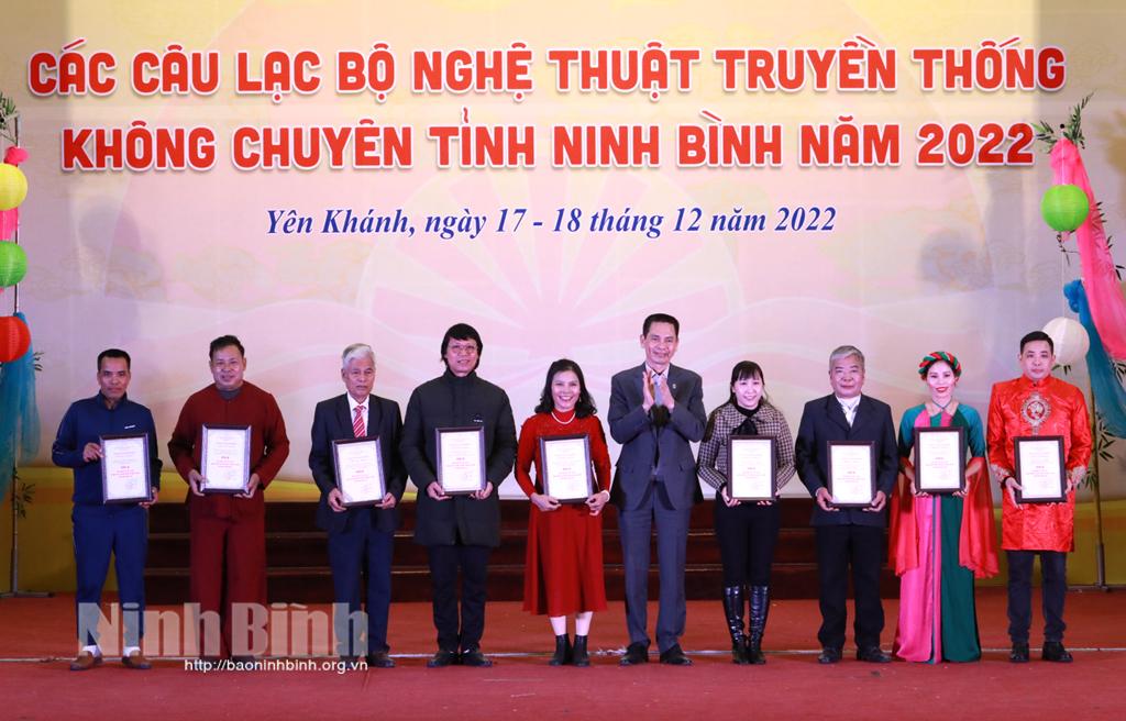 Trao giải Liên hoan các CLB nghệ thuật truyền thống không chuyên tỉnh Ninh Bình năm 2022