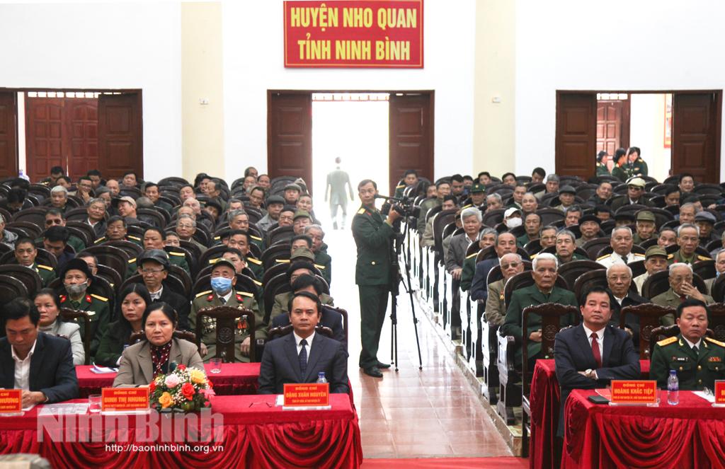 Nho Quan gặp mặt cán bộ quân đội nghỉ hưu, nghỉ công tác trên địa bàn huyện