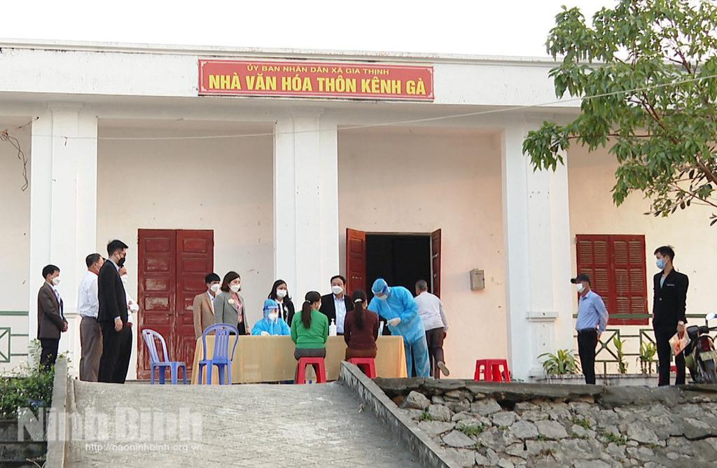 Đẩy mạnh xét nghiệm sàng lọc, chủ động phòng chống dịch COVID-19