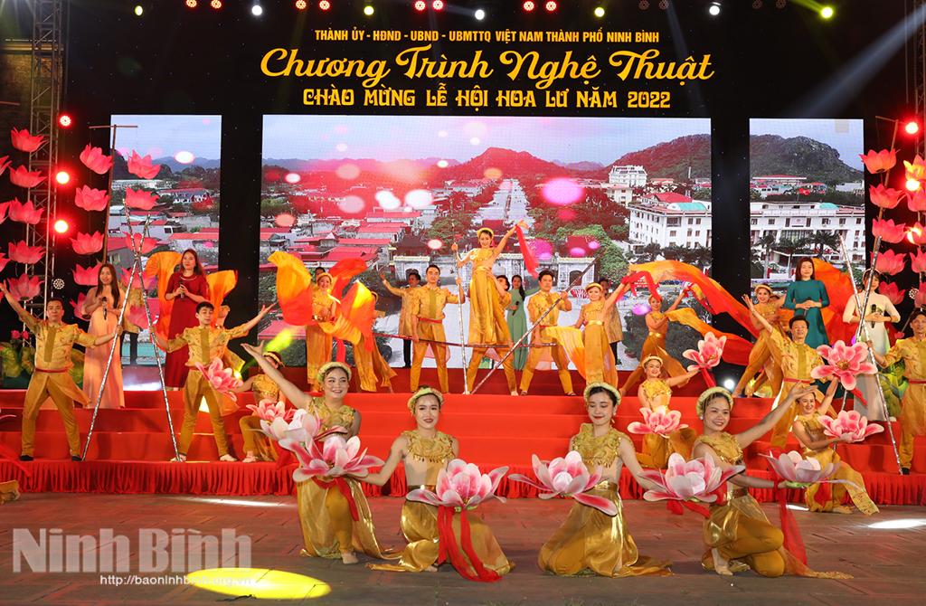 Chương trình văn nghệ chào mừng Lễ hội Hoa Lư năm 2022