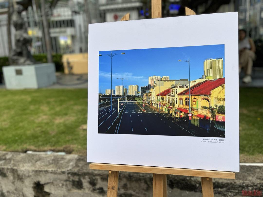 Nghệ sĩ nhiếp ảnh Trần Thế Phong và những khoảnh khắc lặng người từ Sài Gòn Covid-19