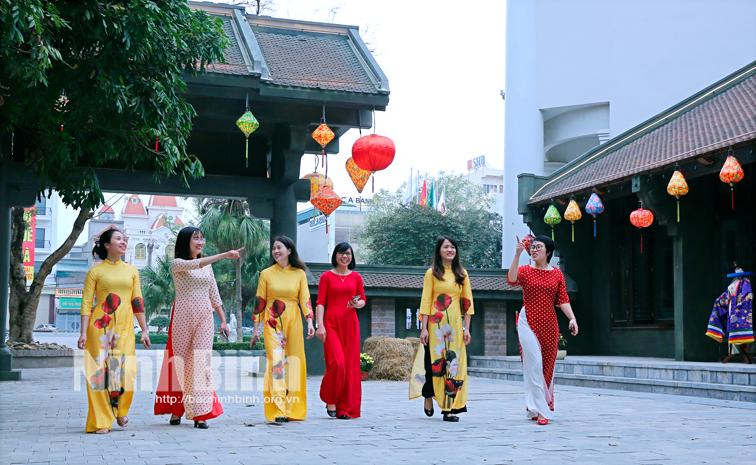 Du lịch Ninh Bình cần làm gì để khai thác tốt thị trường khách quốc tế