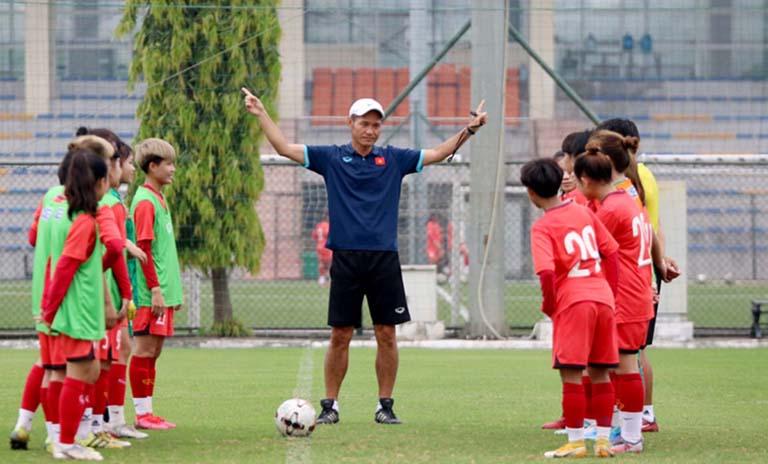 Đội tuyển nữ U18 Việt Nam hoàn thành đợt tập huấn đầu tiên trong năm 2022