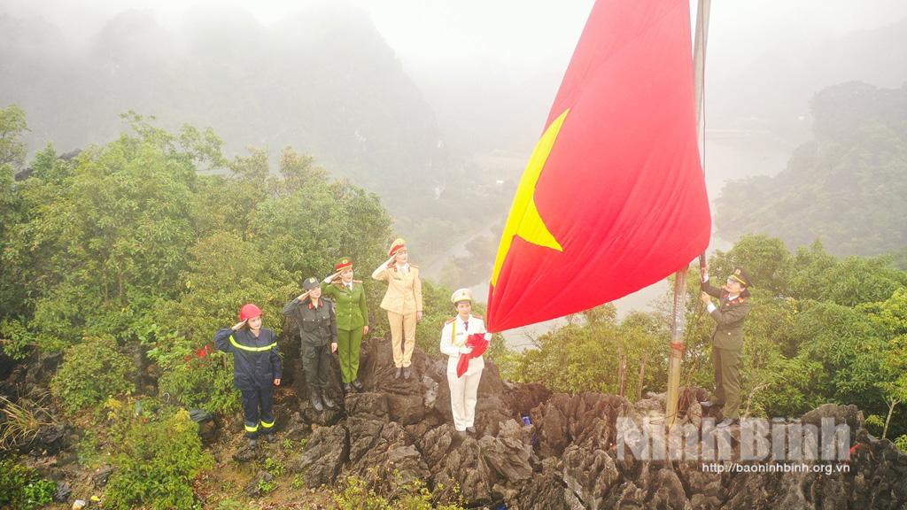 Tổ quốc trong tim