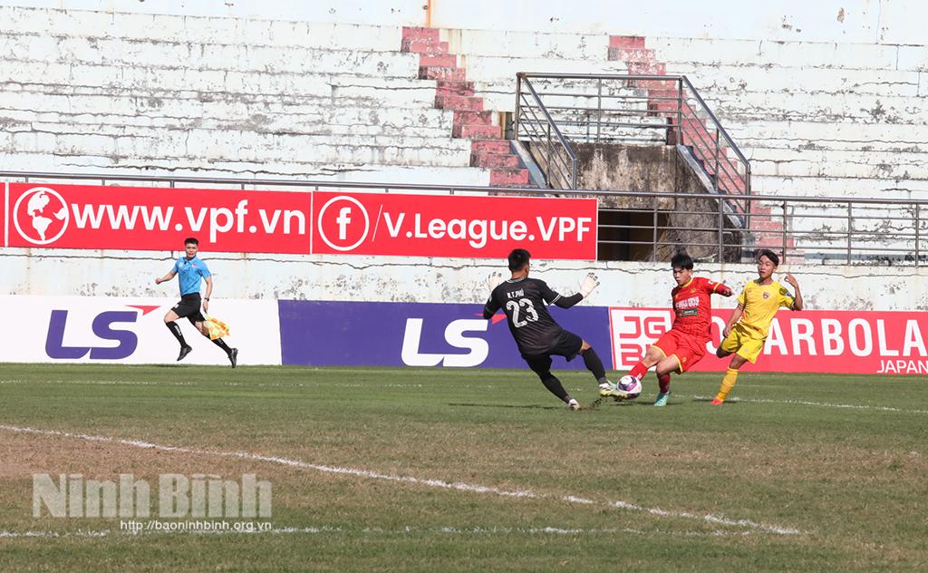 Giải bóng đá hạng Nhất quốc gia: Công an Nhân dân thắng 3-1 trước Đắk Lắk