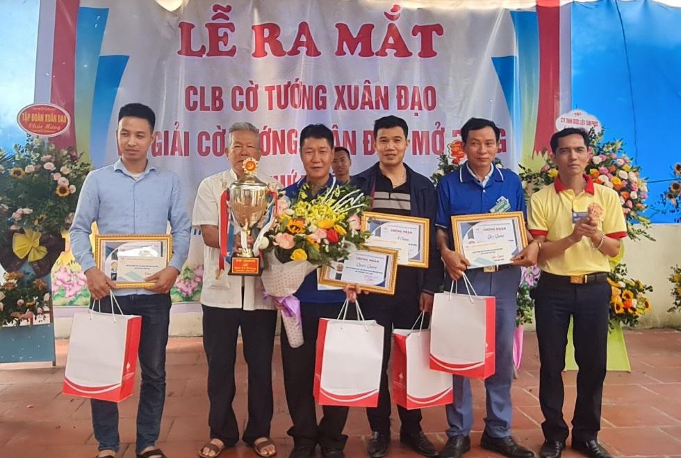 Ra mắt Câu lạc bộ cờ tướng Xuân Đạo Hoa Lư