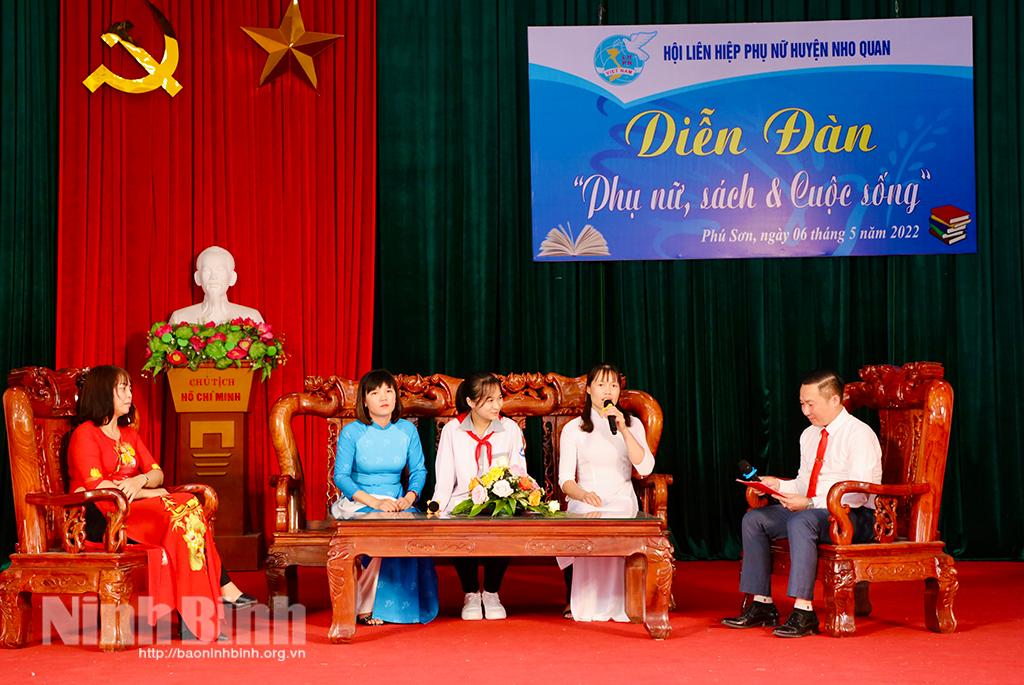 Hội Phụ nữ huyện Nho Quan tổ chức Diễn đàn "Phụ nữ, sách và cuộc sống"
