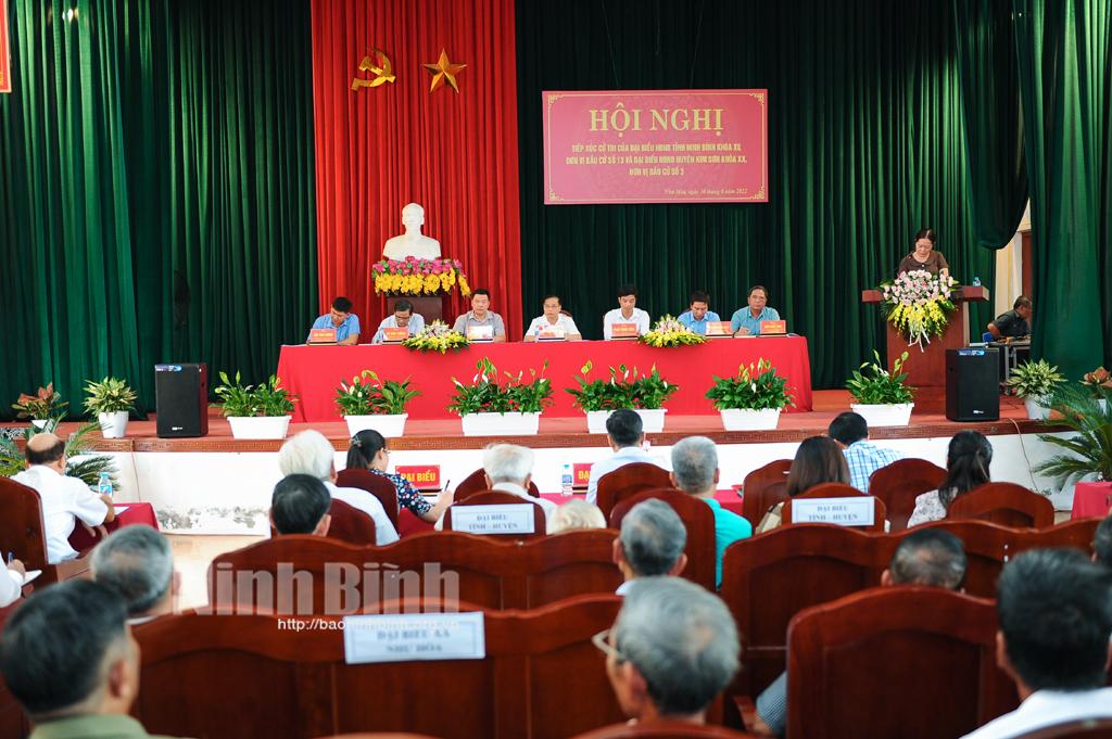 Đại biểu HĐND tỉnh khóa XV tiếp xúc cử tri huyện Kim Sơn, thành phố Ninh Bình