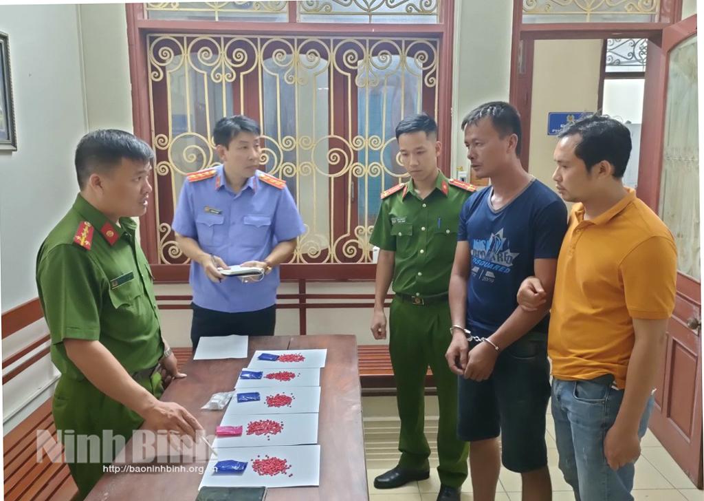 Đấu tranh mạnh với các hành vi vi phạm về ma túy