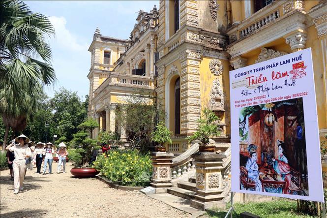 Tuần lễ Festival Huế 2022: Triển lãm 'Kiều và pháp lam Huế'