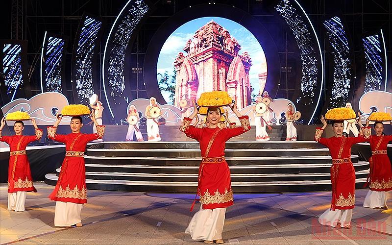 Hàng loạt "bữa tiệc" nghệ thuật tại chuỗi sự kiện Nha Trang-Chào hè 2022