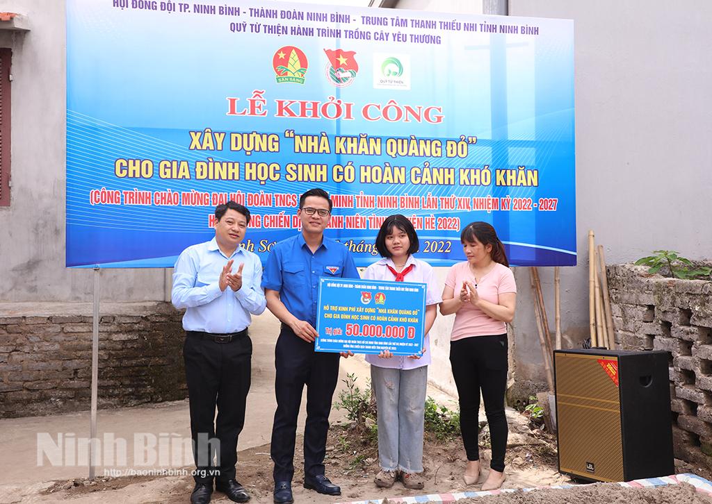 Khởi công xây dựng Nhà khăn quàng đỏ