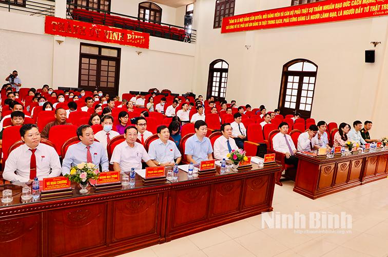 HĐND thành phố Ninh Bình tổ chức kỳ họp thứ 8