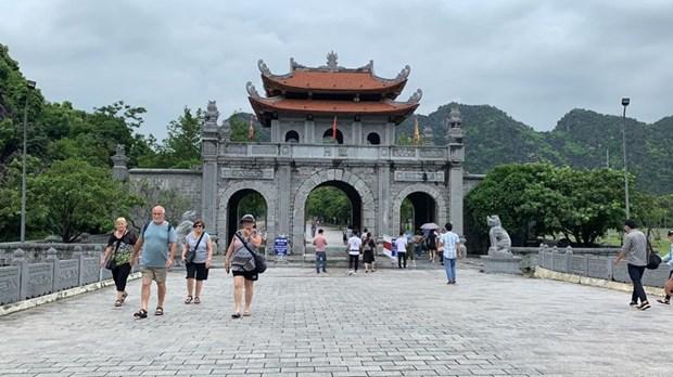 Du lịch Hoa Lư - Kinh đô đầu tiên của nhà nước phong kiến tập quyền