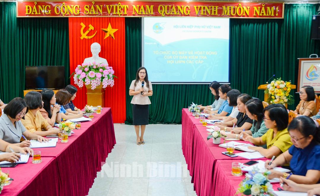 Hội LHPN tỉnh tổ chức hội nghị báo cáo viên quý III năm 2022